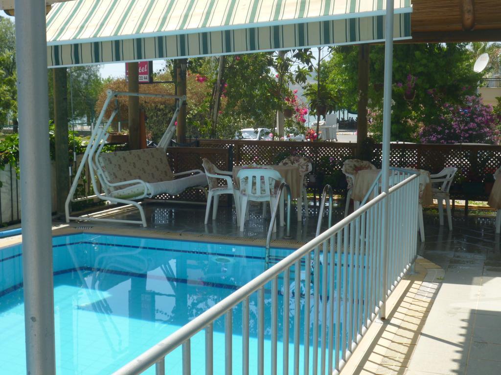 Cicek Hotel & Apartments Fethiye Bagian luar foto