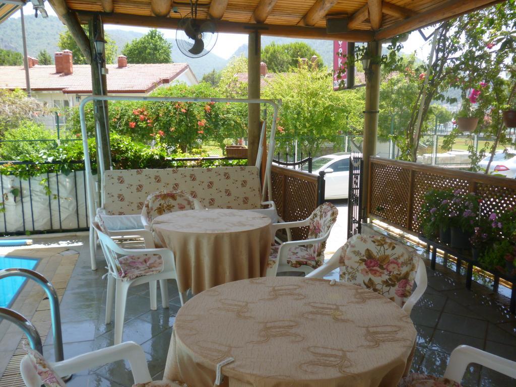 Cicek Hotel & Apartments Fethiye Bagian luar foto